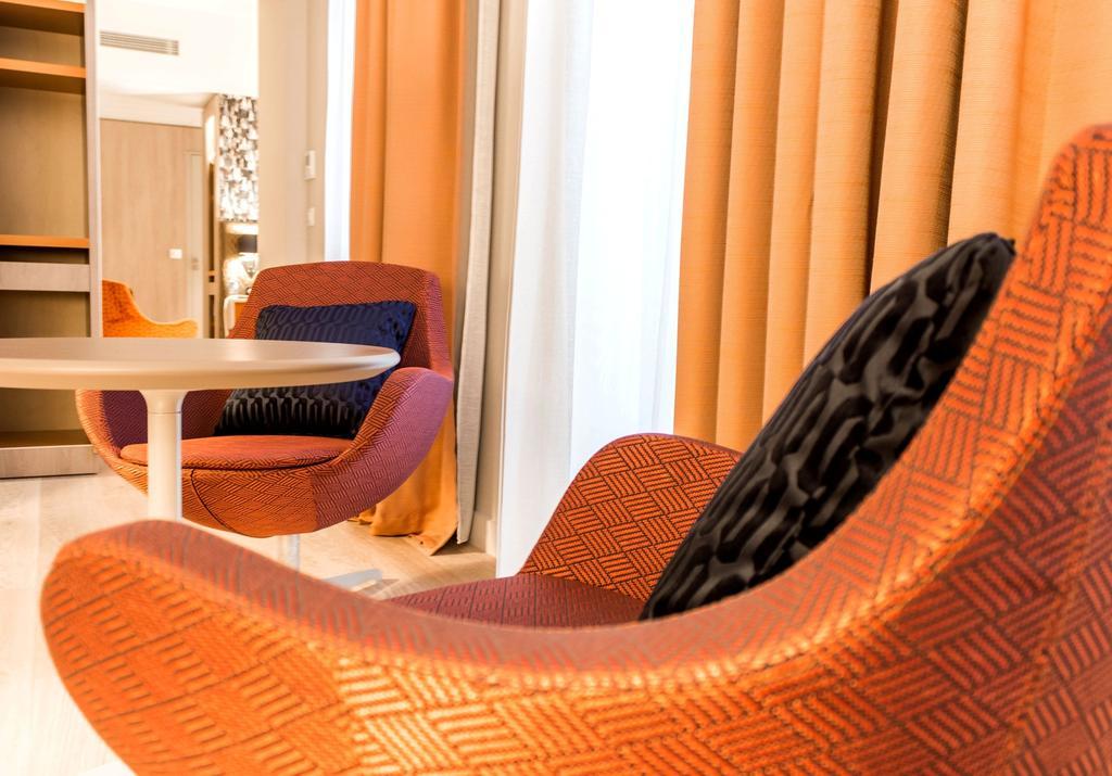 Hotel Oceania Le Métropole 4*